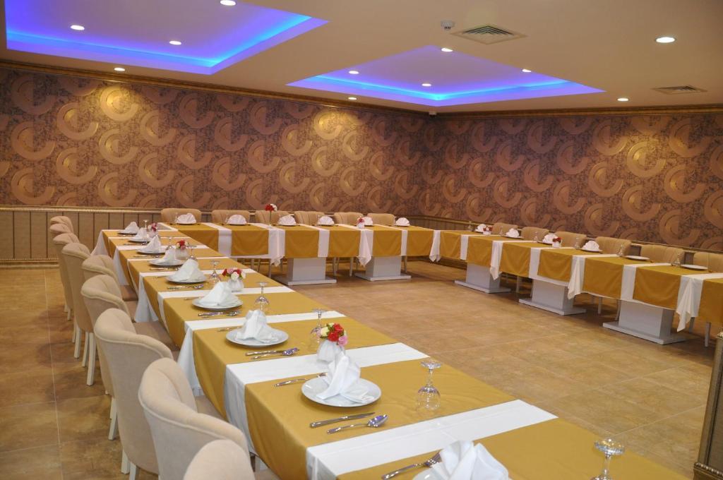 Gebze Palas Hotel Bagian luar foto