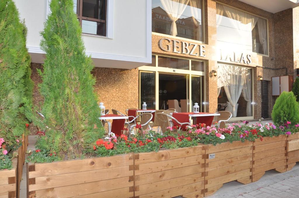 Gebze Palas Hotel Bagian luar foto