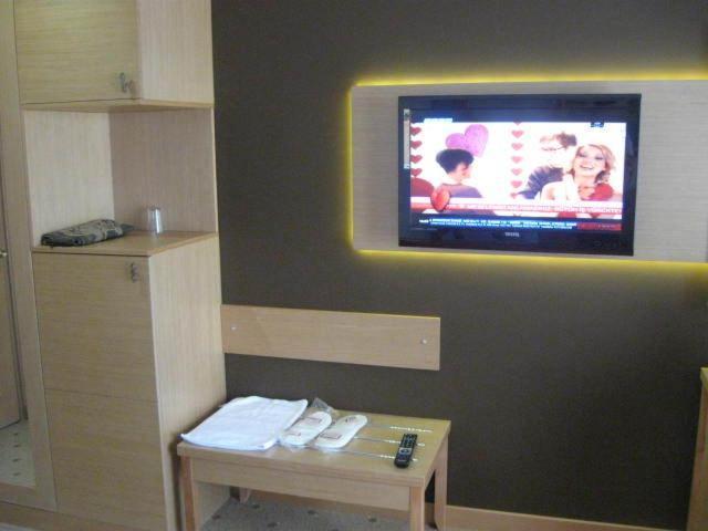 Gebze Palas Hotel Bagian luar foto